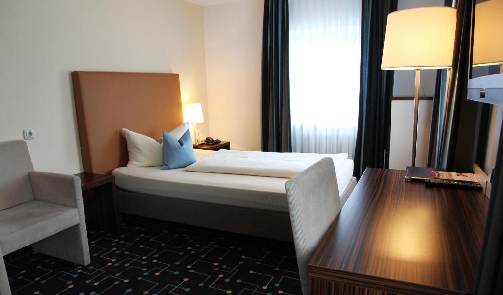 Hotel Koeniger Pliening Eksteriør billede