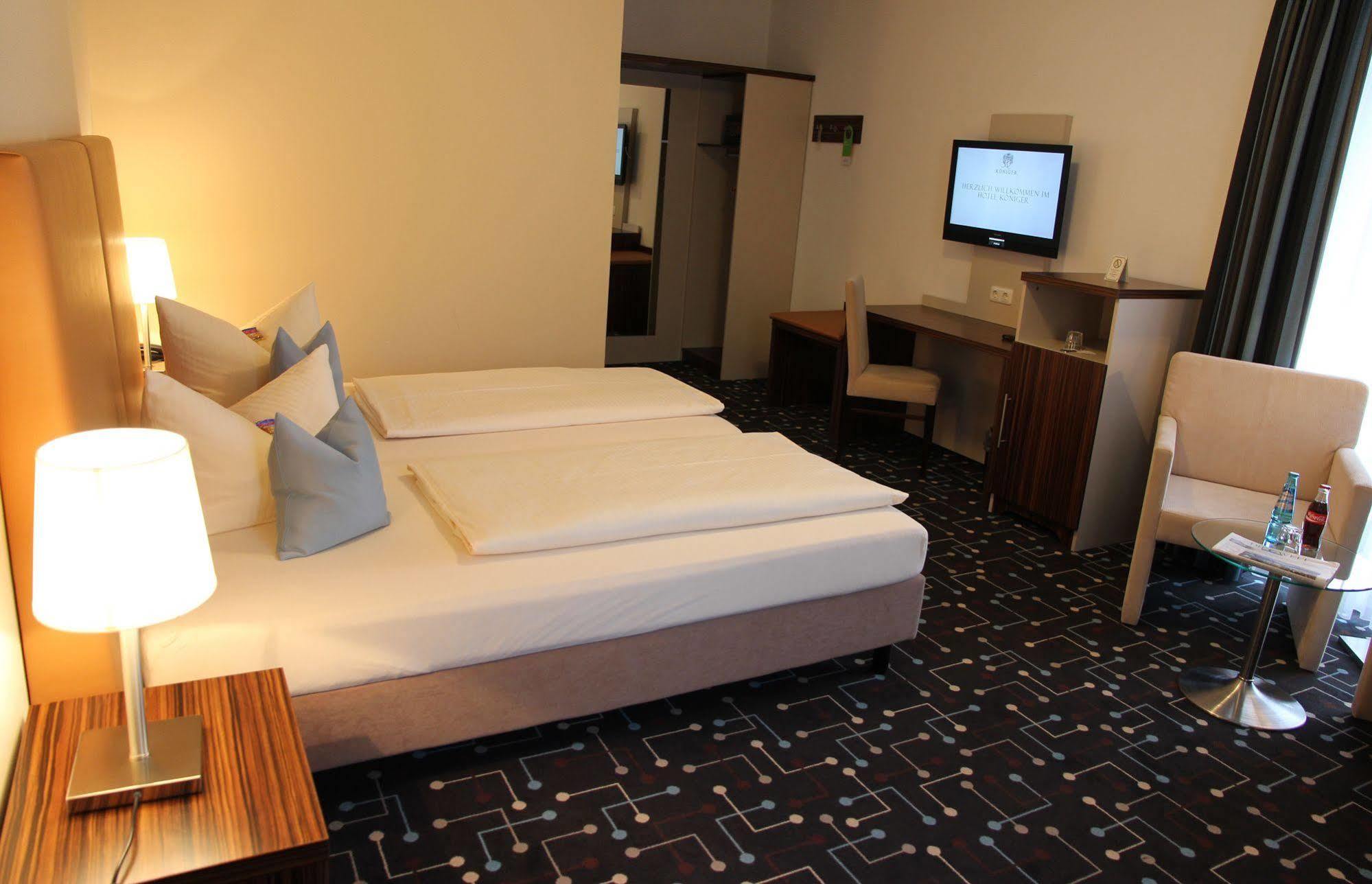Hotel Koeniger Pliening Eksteriør billede
