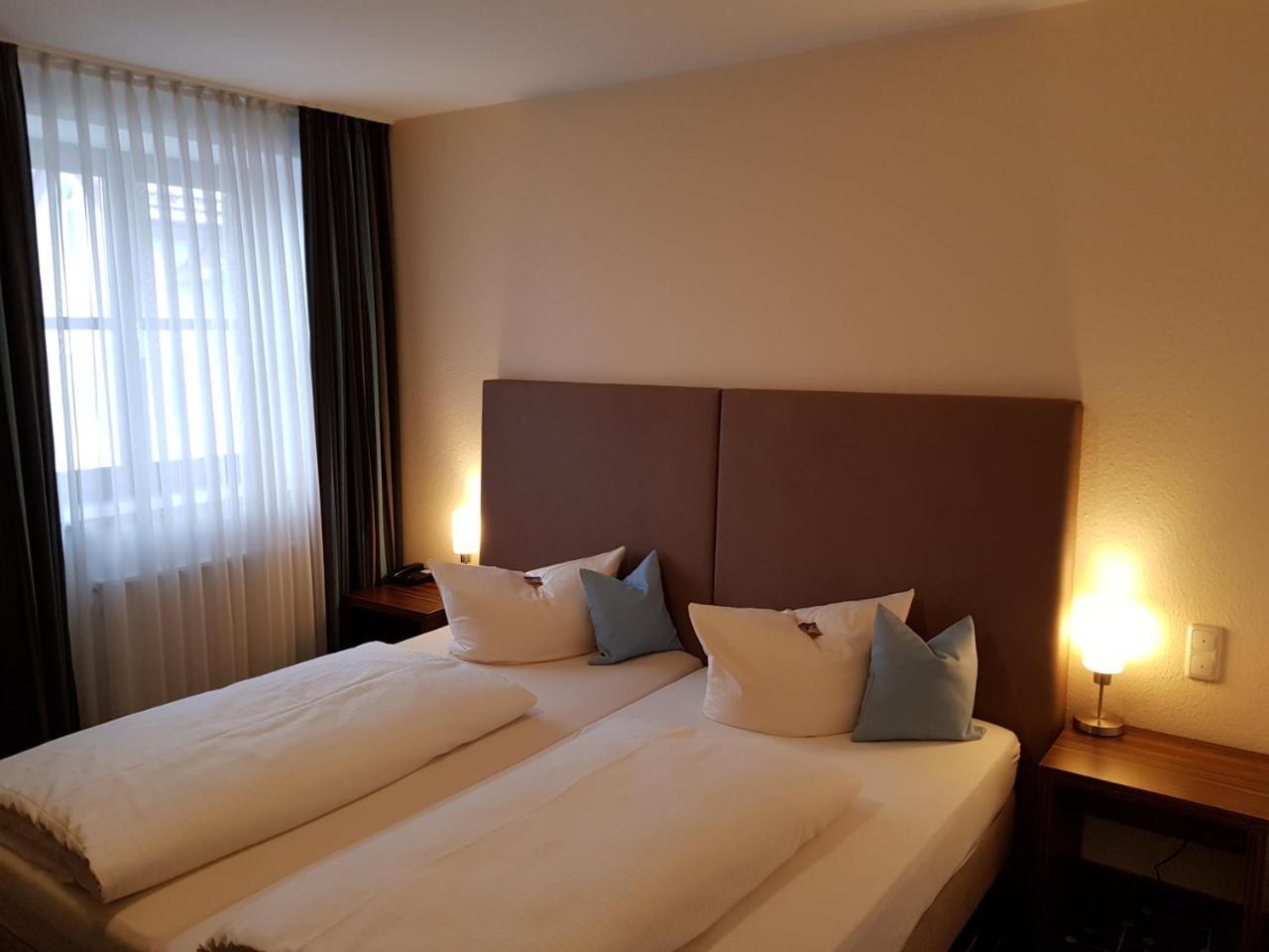 Hotel Koeniger Pliening Eksteriør billede